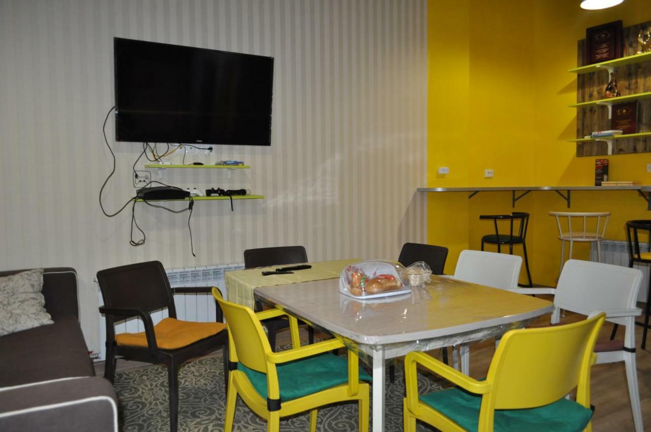 Hostel S Size Astana Eksteriør billede